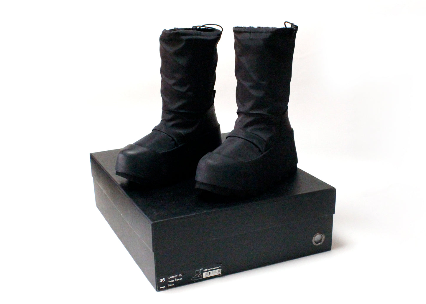 United Nude Polar Cover Boots in Black, Size 36/US 6