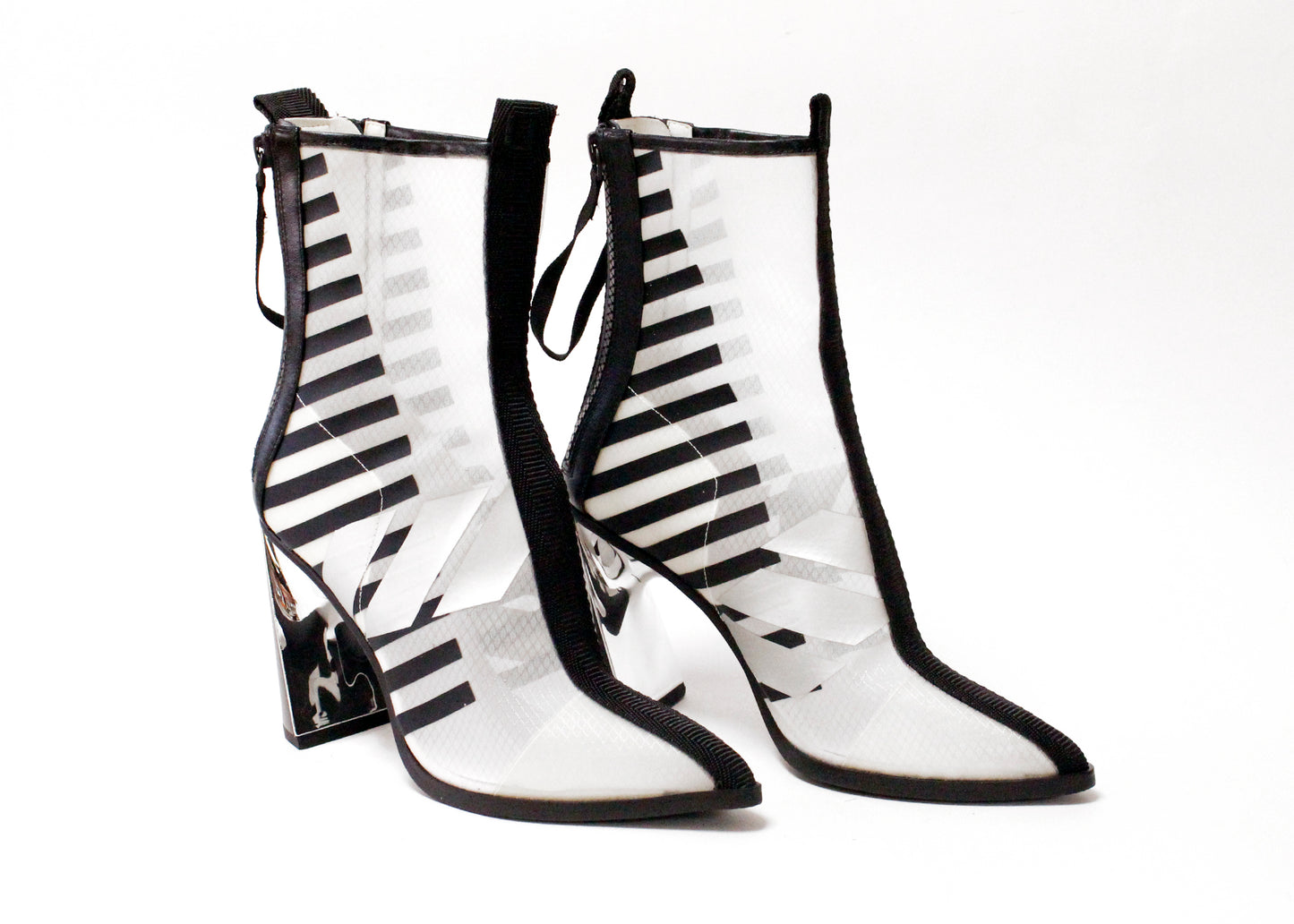 United Nude Molten Calli Hi Mesh Boots in White, Size 36/US 6