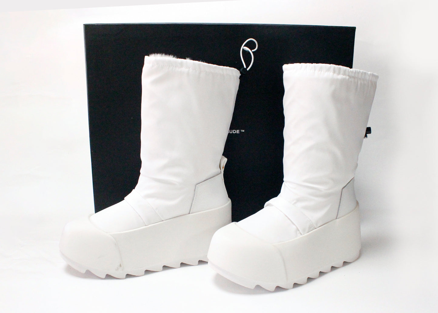 United Nude Polar Cover Boots in White, Size 37/US 7