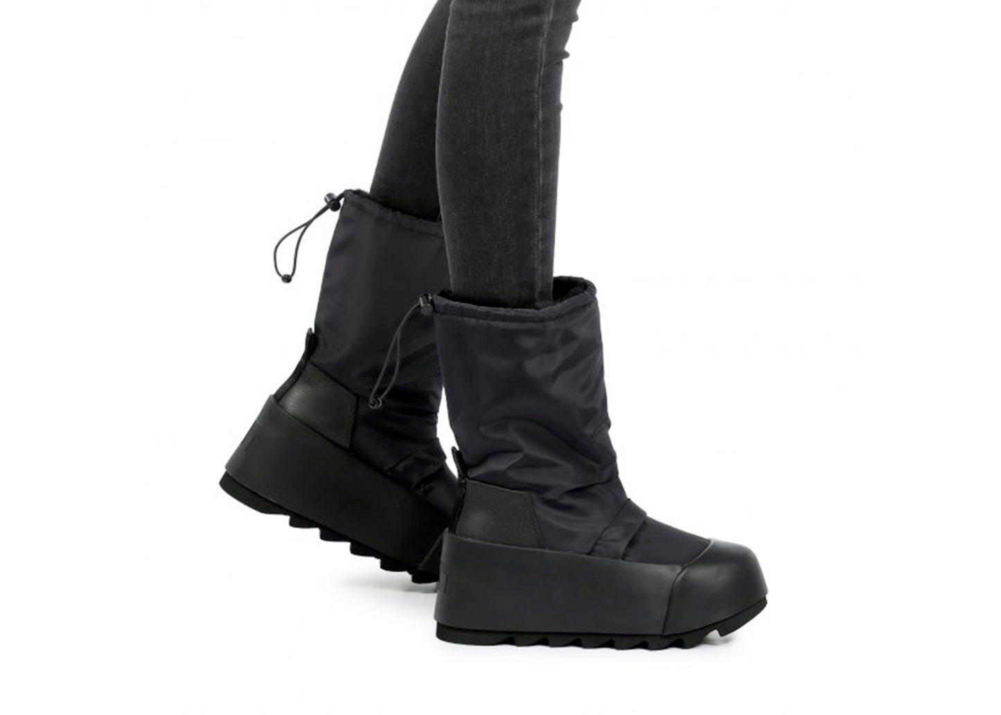 United Nude Polar Cover Boots in Black, Size 36/US 6