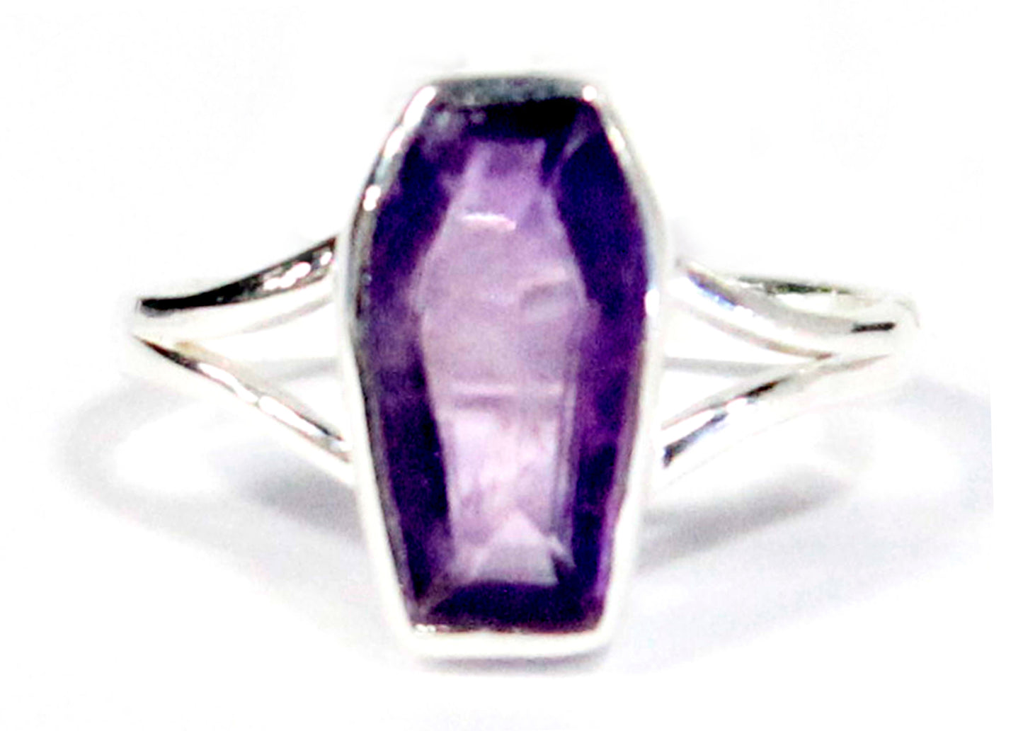 Coffin Ring in Amethyst