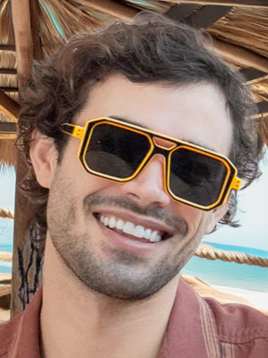 Flicker Suglasses in Black/Amber