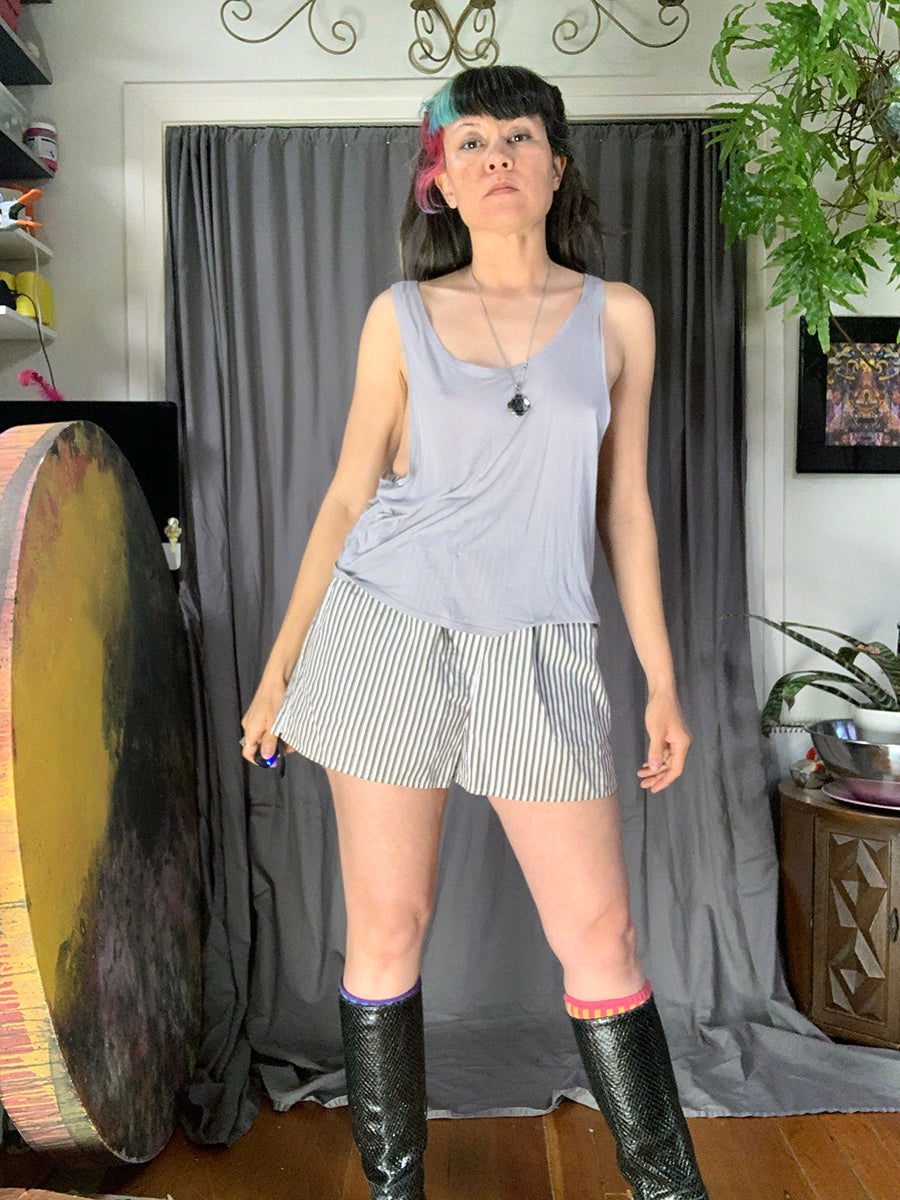 Alo Yoga Backless Light Gray Loose Swing Tank