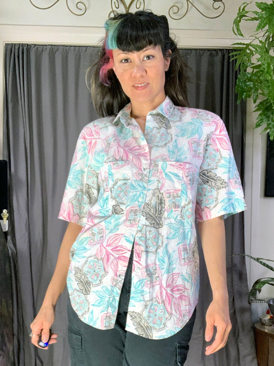 Cherokee Vintage ‘80s Cotton Hawaiian Blouse