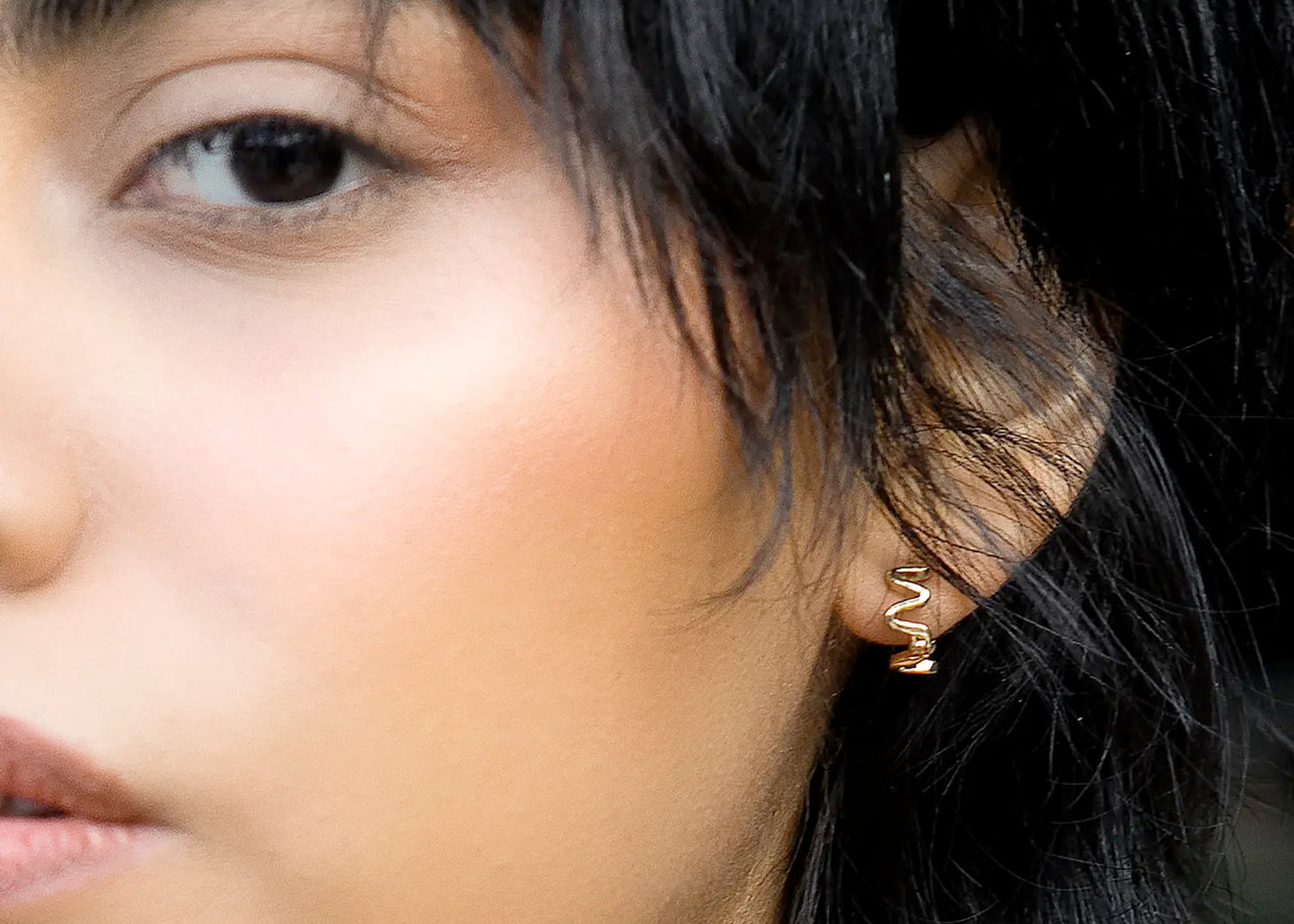 Flo Hoop Earrings