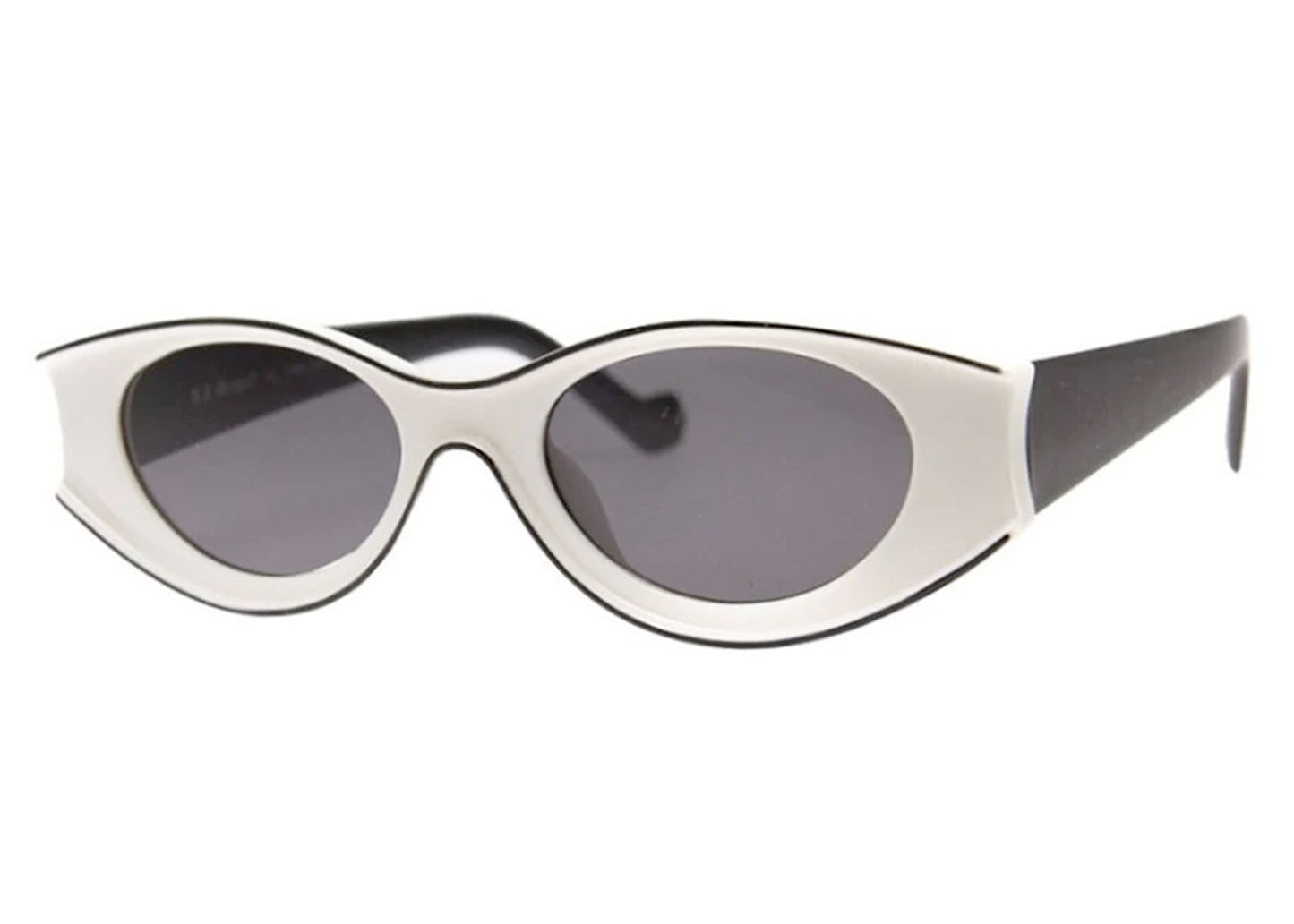 Tongu Sunglasses in White