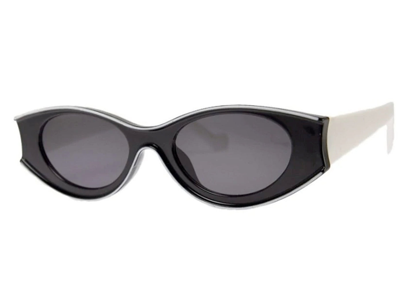 Tongu Sunglasses in Black