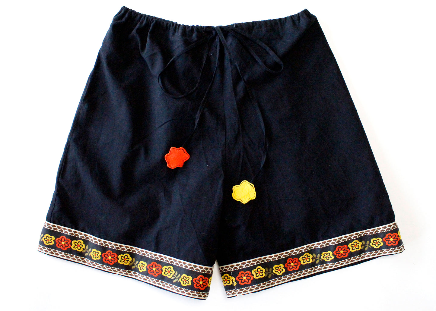 Zephyr Shorts in Black Harvest Bloom