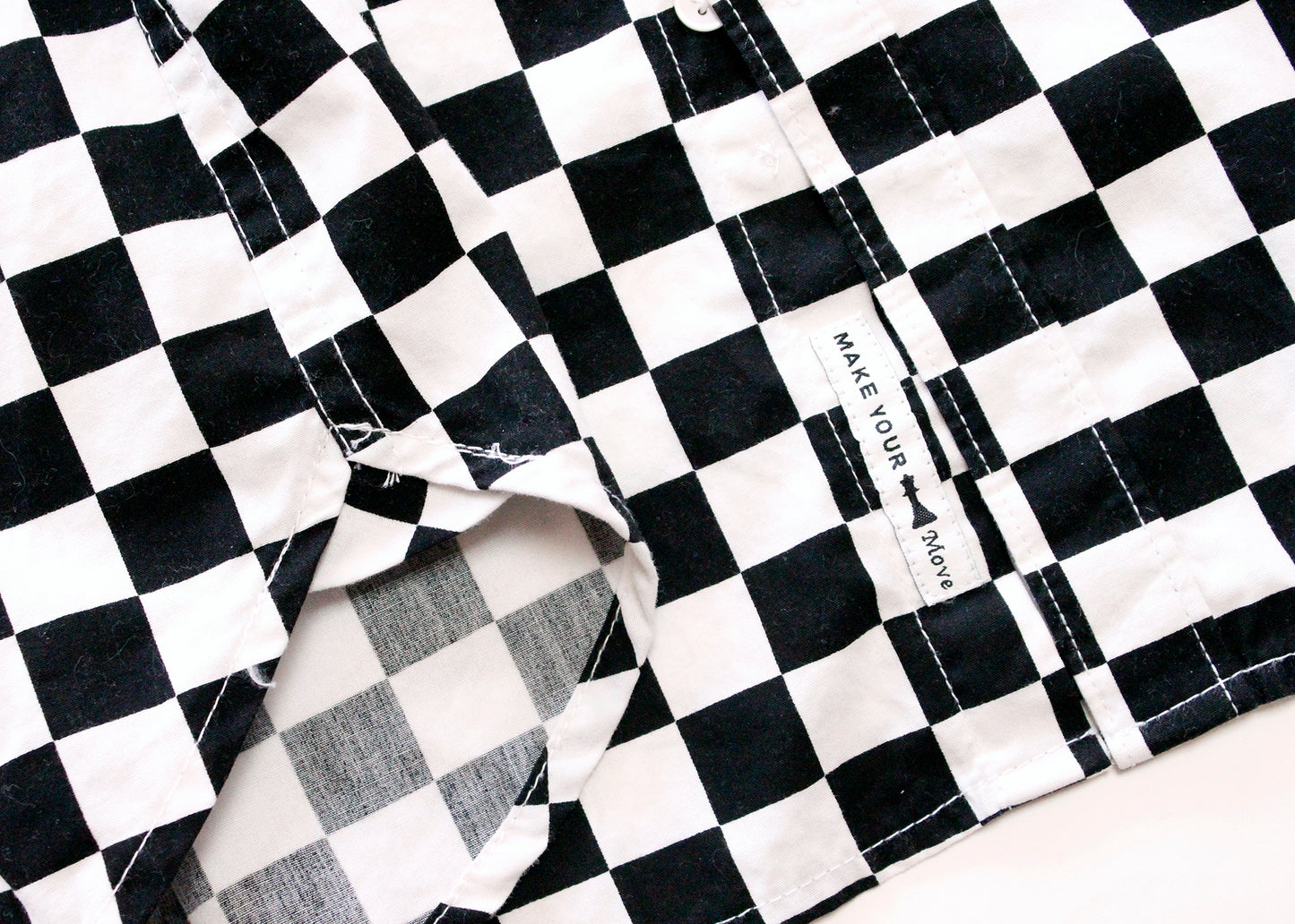 D&F Ricky Singh Black & White Checkered Short Sleeve Button Up, Size L