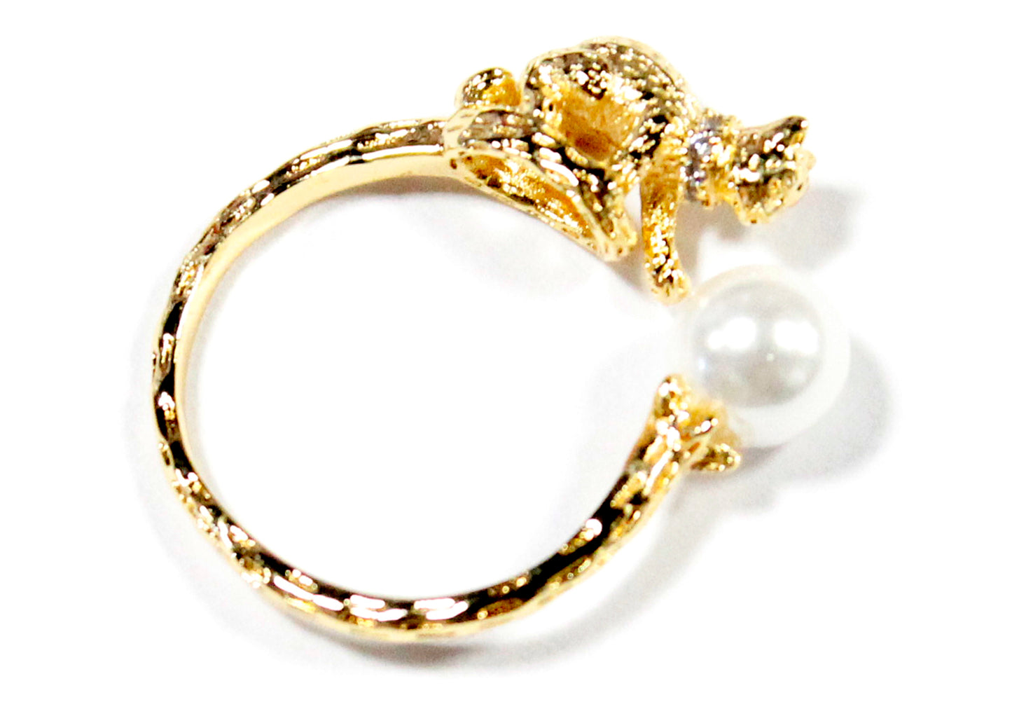 Cat's Cradle Ring in Pearl