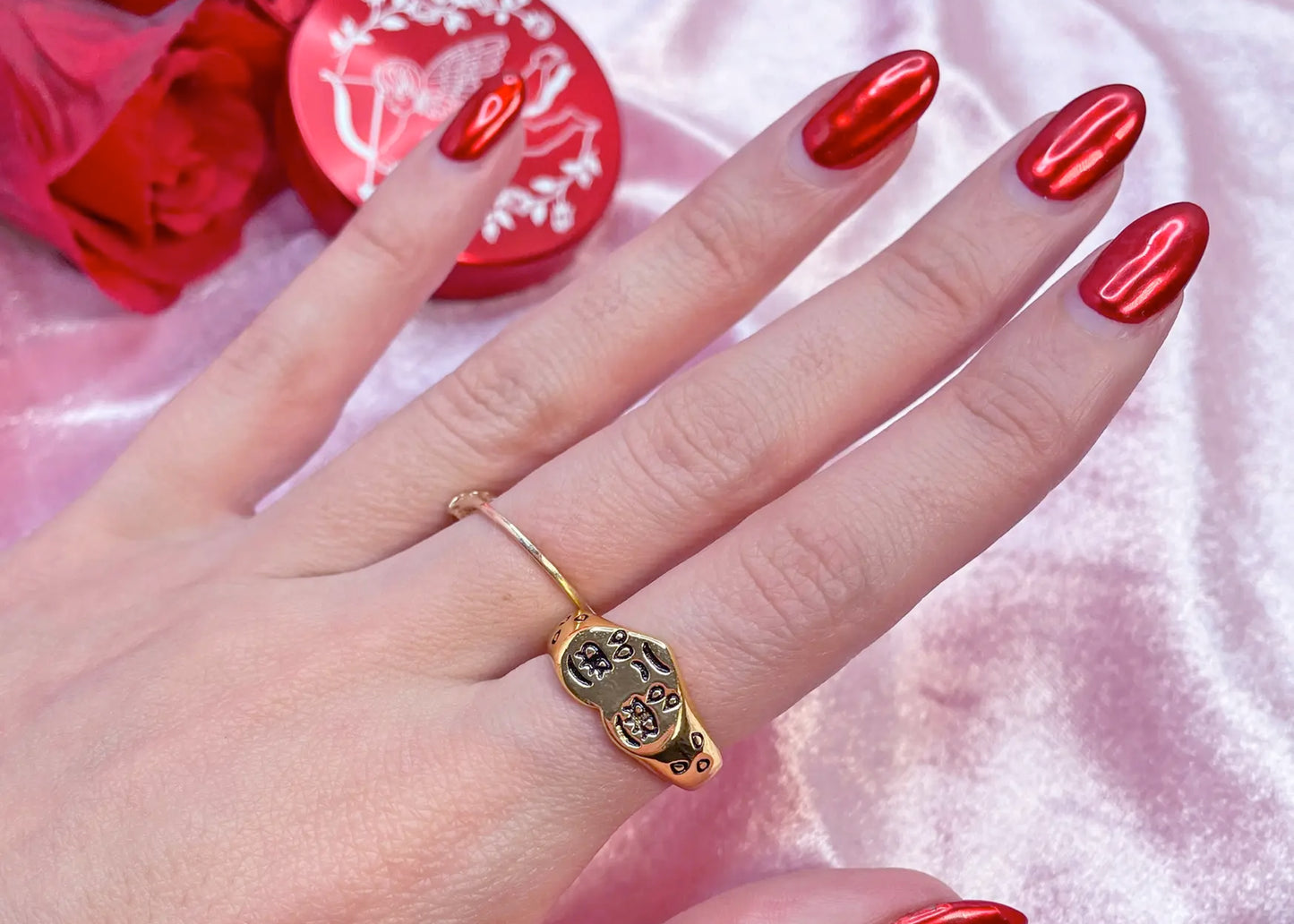Crying Heart Ring in Gold