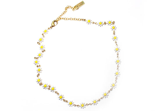 Lure Daisy Choker in Ivory